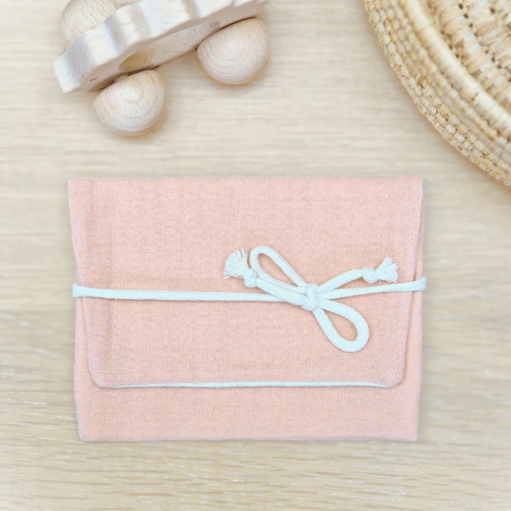 mini pochette brodée poudré